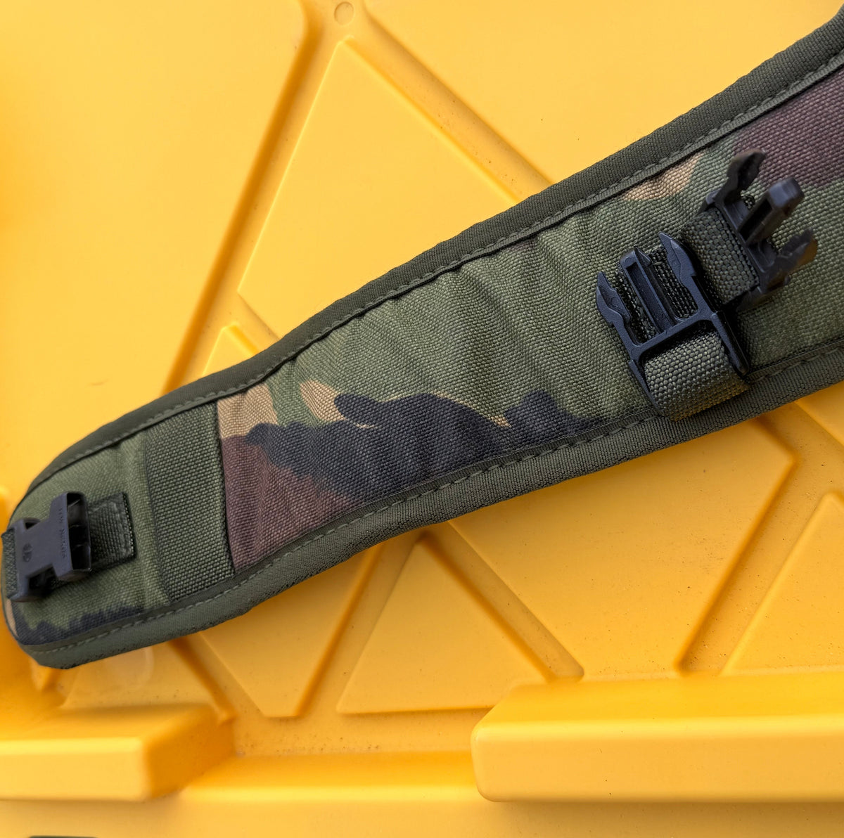 PLCE IRR Side "Rocket" Pouch Yoke