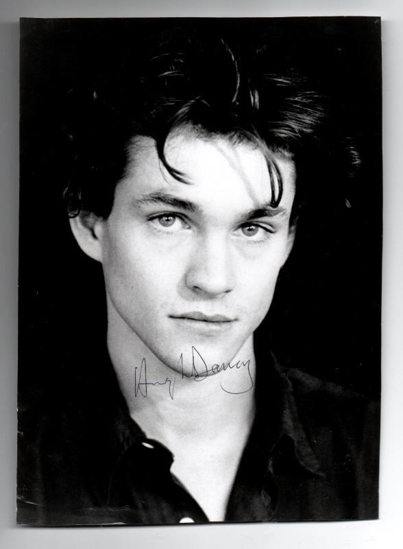 Hugh Dancy - 15037