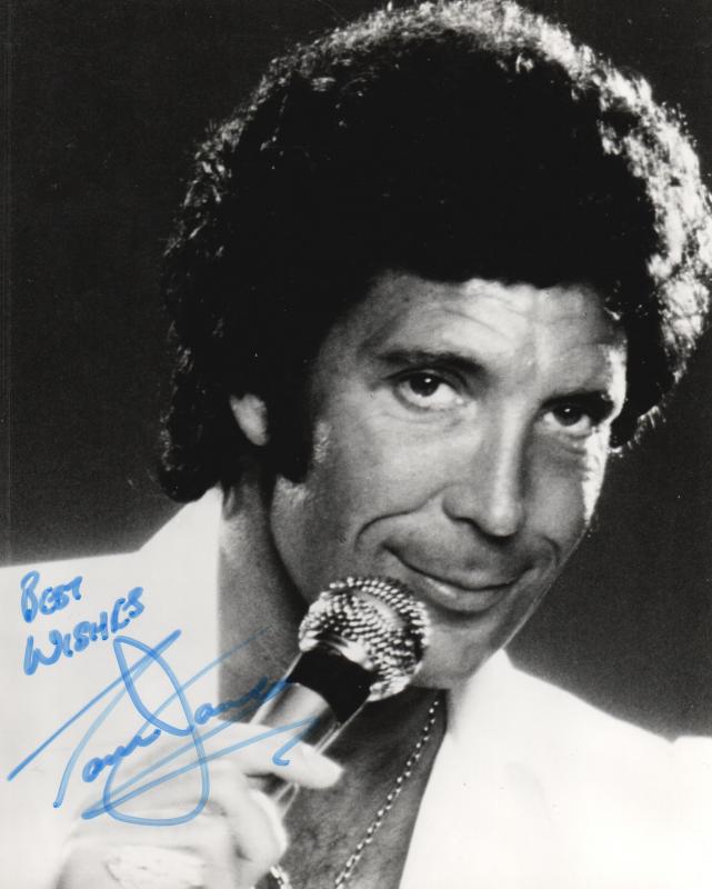 Tom Jones - 15331